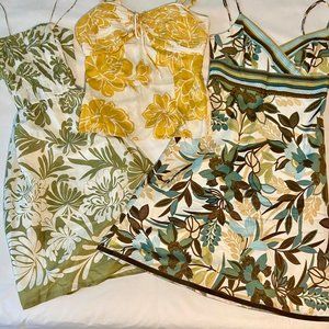 Ann Taylor Lot Tropical Flower Flowy Dresses 2 & Top 1 Size 2 & 4, 3 for 1 price